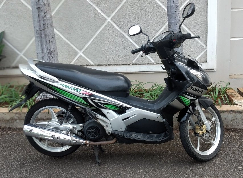 Yamaha nouvo z th 2006 