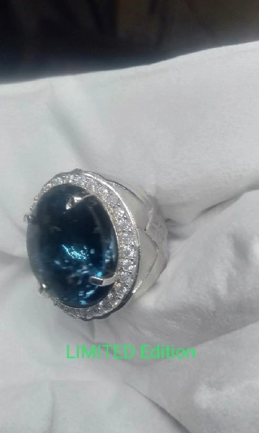 BLUE TOPAZ LONDON asli 