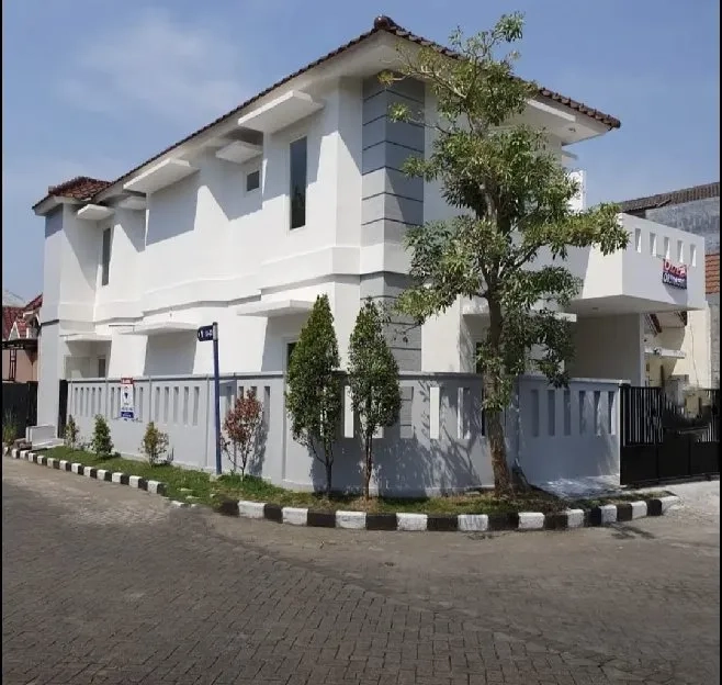 Di jual rumah mewah pantai mentari Kenjeran Surabaya 