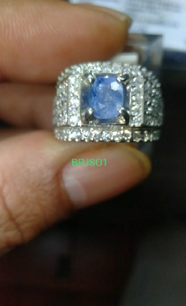 BLUE sapphire origin Srilanka 