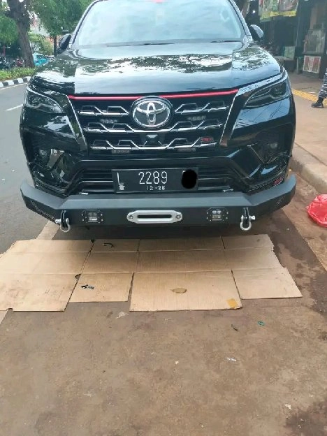 bumper belakang mobil Pajero 