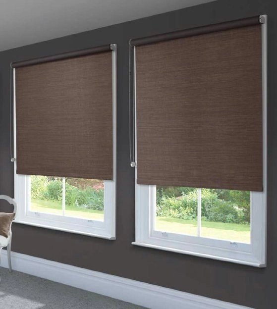 Rollerblind dan banyak pilihan gorden gordyn terbaru