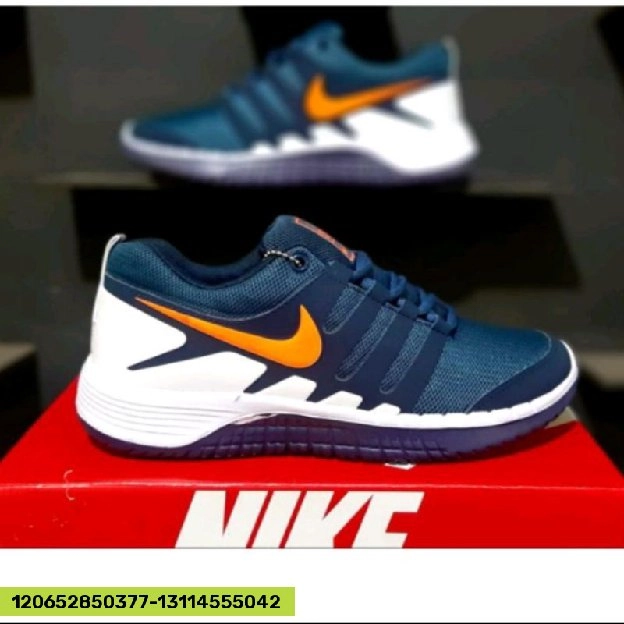 Sepatu sneaker Nike pegasus 