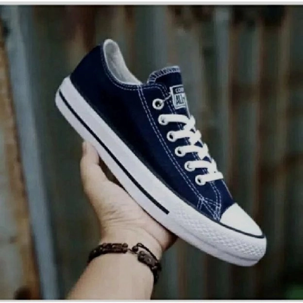 SEPATU SNEAKERS CONVERSE