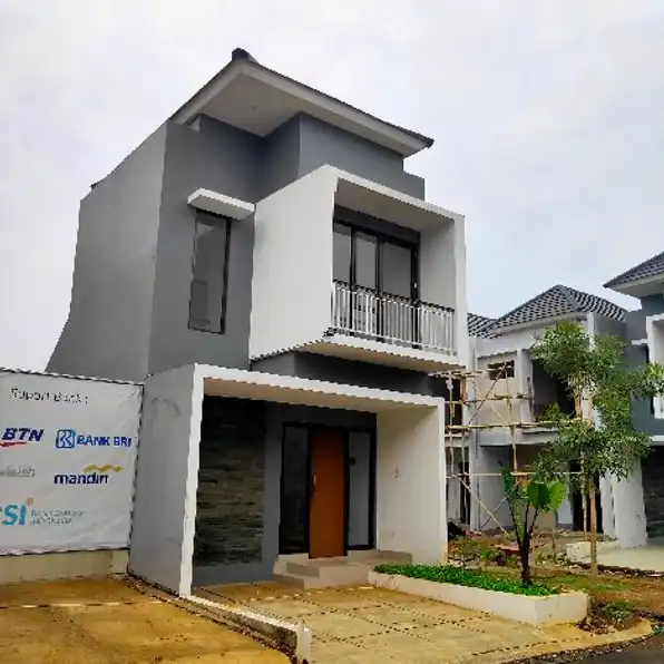 Rumah 2 lantai siap huni dan murah di pamulang