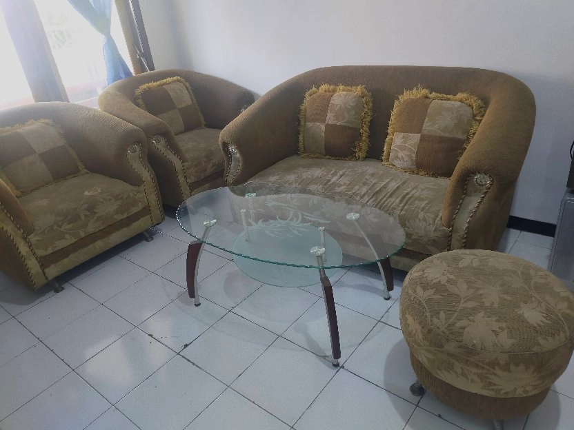 sofa set - di jual cepat