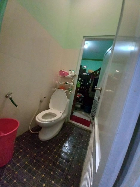 Dijual Rumah Siap Huni + Ruangan Toko di Ratna Jatibening/Jatikramat Pondok Gede Bekasi