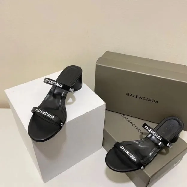 Sandal heels wanita balenciaga