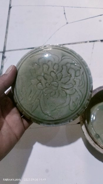 celadon jual cepat 