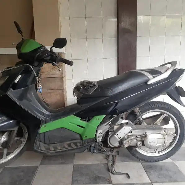 Yamaha Nouvo Z 2015 warna hitam