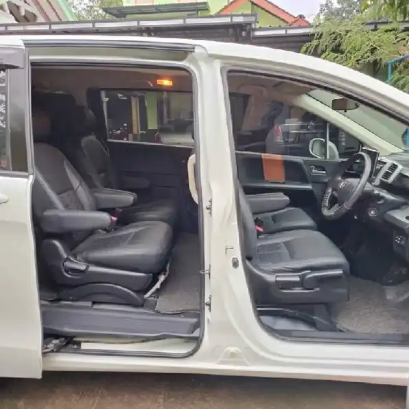 honda freed SD 1.5 At bensin