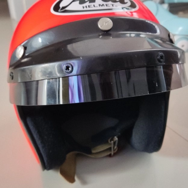 Helm merk Arai clc GP-Jet Snell-SA95