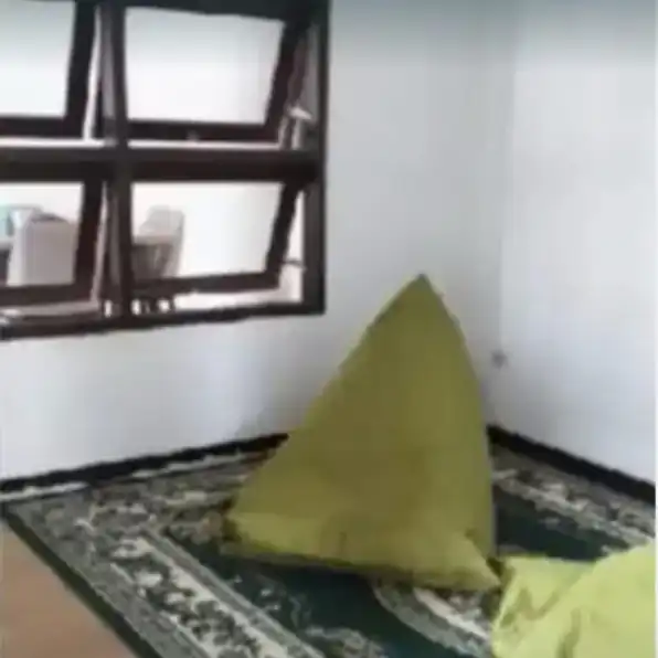 Dijual rumah mewah siap huni Ketintang surabaya