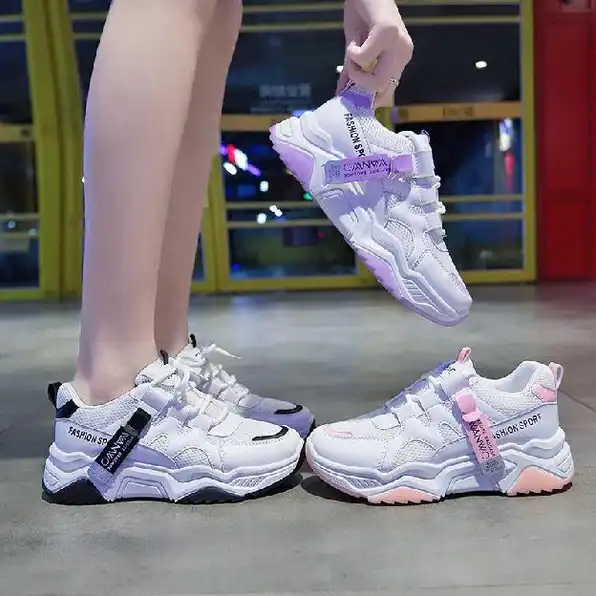 *Sepatu Wanita Sneakers Korea Tali Bintik Wanwoo* 