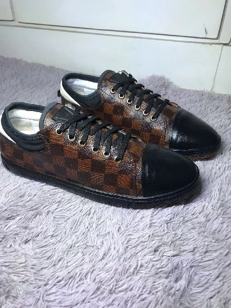 sepatu Louis Vuitton original second bran 