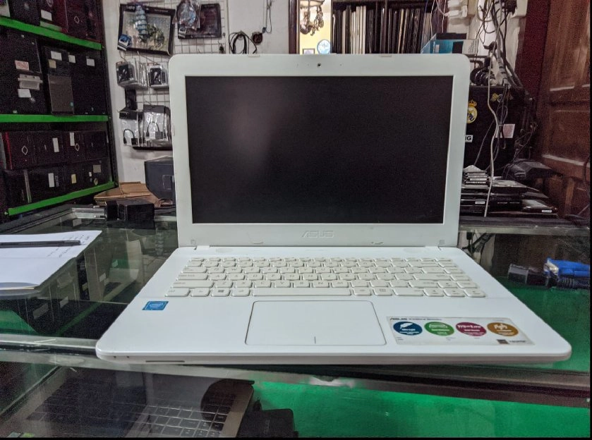 JUAL LAPTOP ASUS BEKAS 