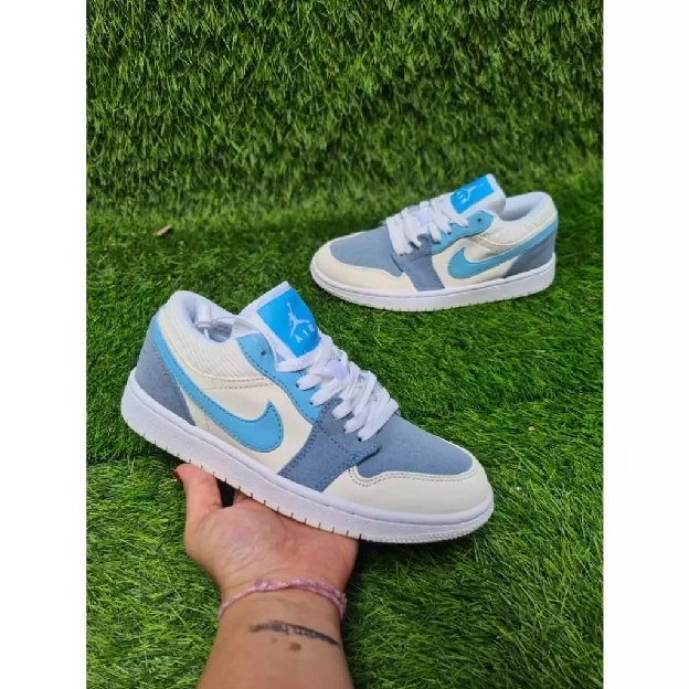 sepatu sneakes nike junior unc