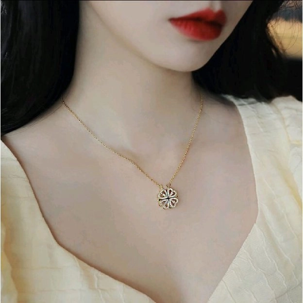 Kalung Titaniumjewelry plus liontin Love Hati Wanita Magnet Bunga Berlian 2 in 1 Permata Anti Karat