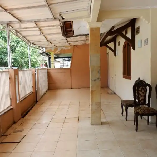 Di jual cepat Rumah cikaret alfalah 293m²