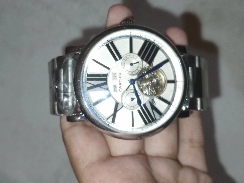 DIJUAL JAM TANGAN CARTIER COWOK, KEREN 