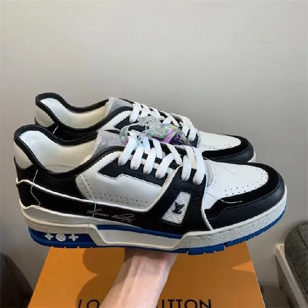 Sepatu sneakers pria louis vuitton lv low top skateboard