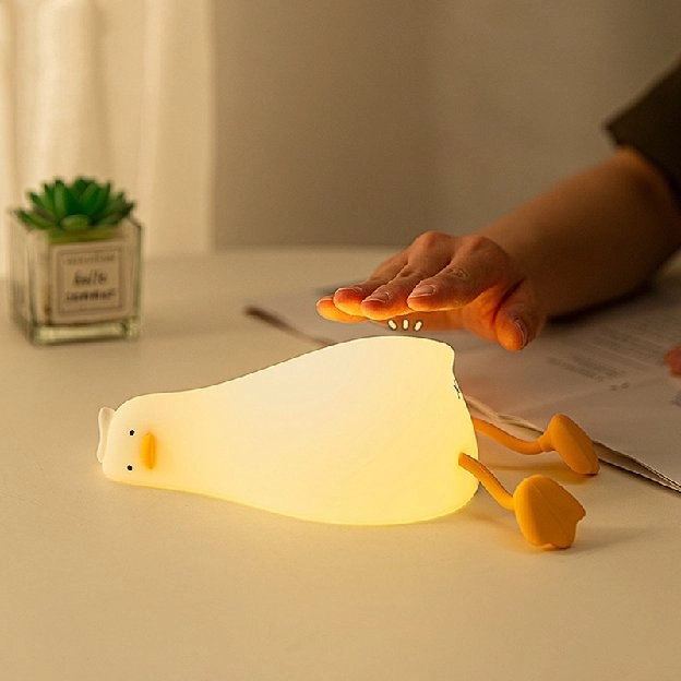 Lampu Tidur LED Bentuk Bebek Lucu Dengan Timer Dan Port USB