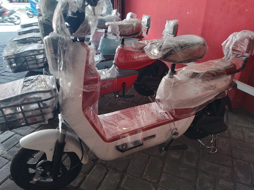 sepeda listrik D7S