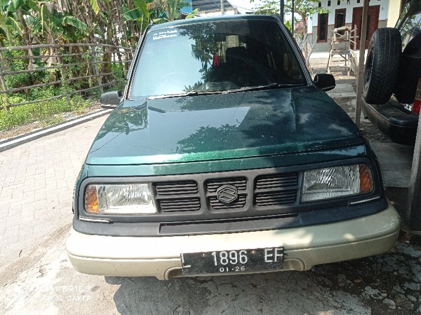 Jual cepat escudo nomede 98 manual Super istimewa mobilnya tinggal pkai body ori total luar dlam no 