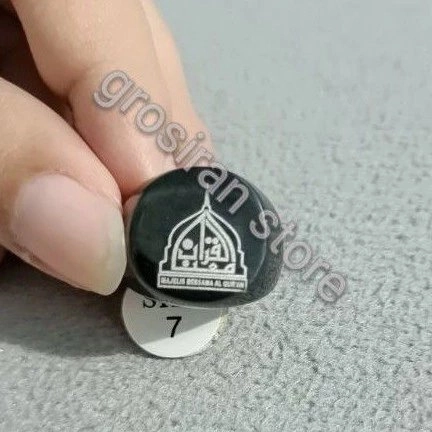 cincin titanium hitam bisa custom logo ukir nama gambar tulisan foto grafir laser 