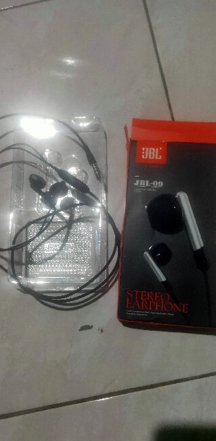 Di borong saja 3headset,JBL 09,Jete pomp,AKG