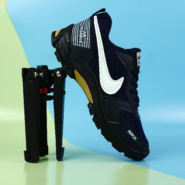 ARM Sneakers Pria Nike Pegasus