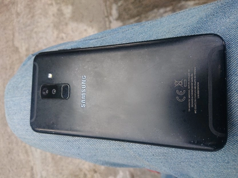 samsung a6 + 4/32 hp cas aja no minus tinggl pke 