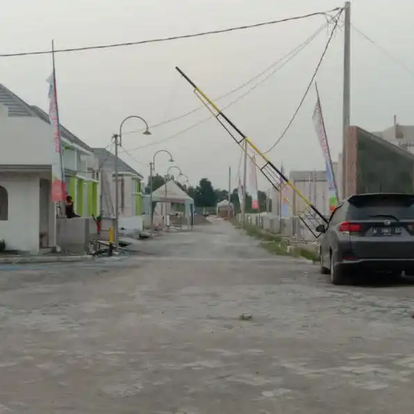 Rumah & Tanah Dngan Konsep Cluster One Gate System.Bukit Tinggi Regency Sidowungu Menganti 