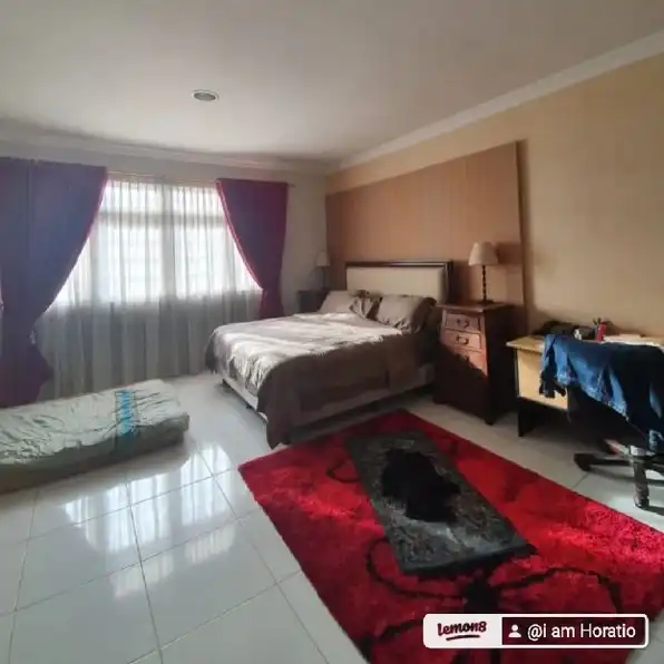 Rumah Asri Terawat 2 Lantai SHM Puri Bintaro Tangerang Selatan