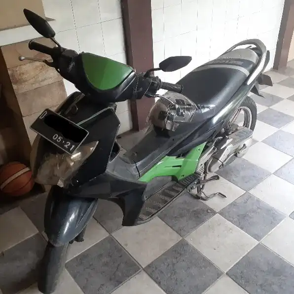 Yamaha Nouvo Z 2015 warna hitam