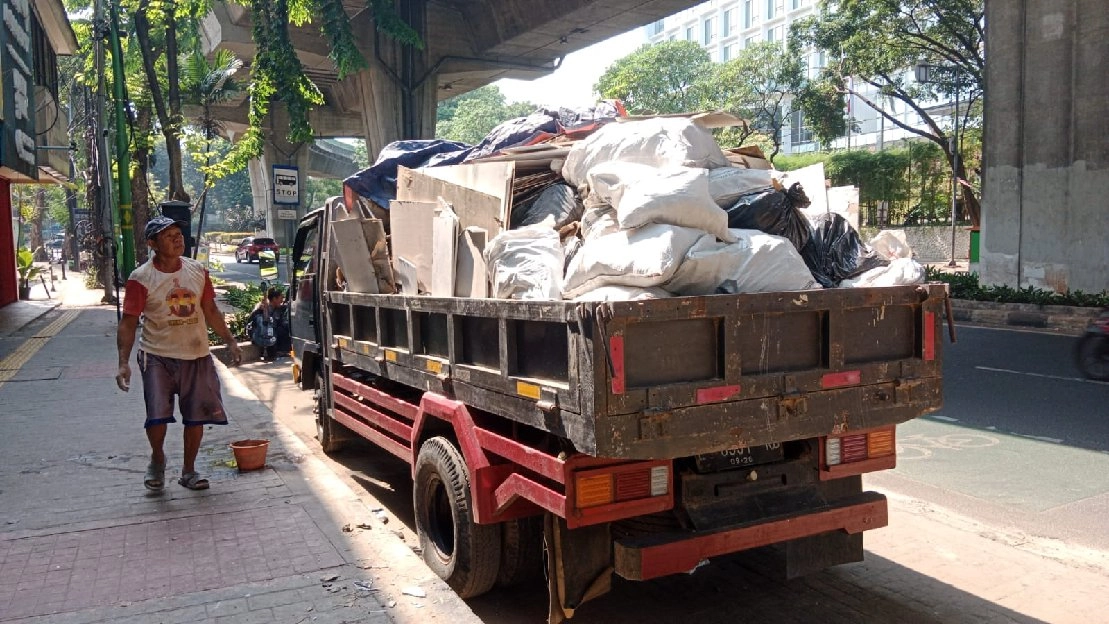 jasa buang puing tanah bangunan