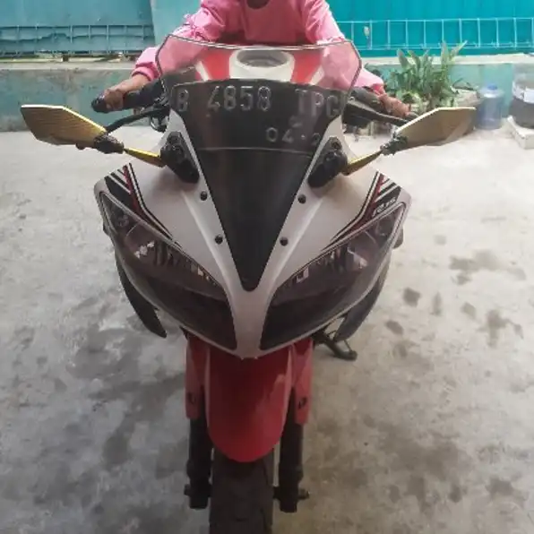 yamaha R15 V2 thn 2016