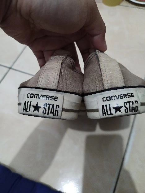 jual sepatu converse lokal