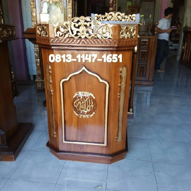 mimbar podium masjid