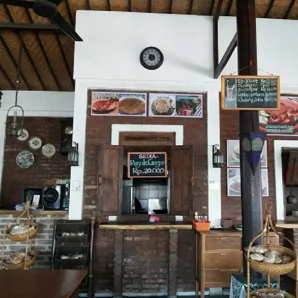 Dijual 12 are + FREE RESTO, Jl. Bypass Ngurah Rai Mumbul Benoa Nusa Dua Kuta Selatan