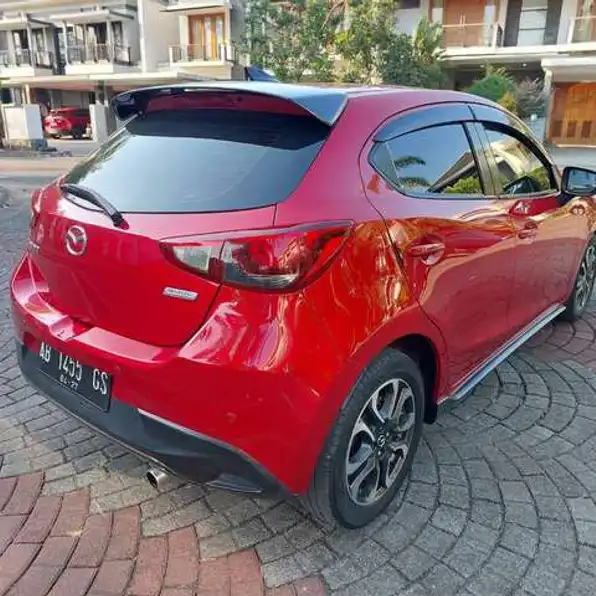 Mazda 2 1.5 Limited Edition Bensin-At 2015