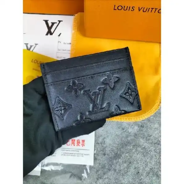 CARD HOLDER DOMPET KARTU LOUIS VUITTON LV LV8002 MONO EMBOSS