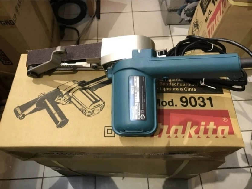 Mesin amplas makita 9031/ belt sander/ 30mm 550watt