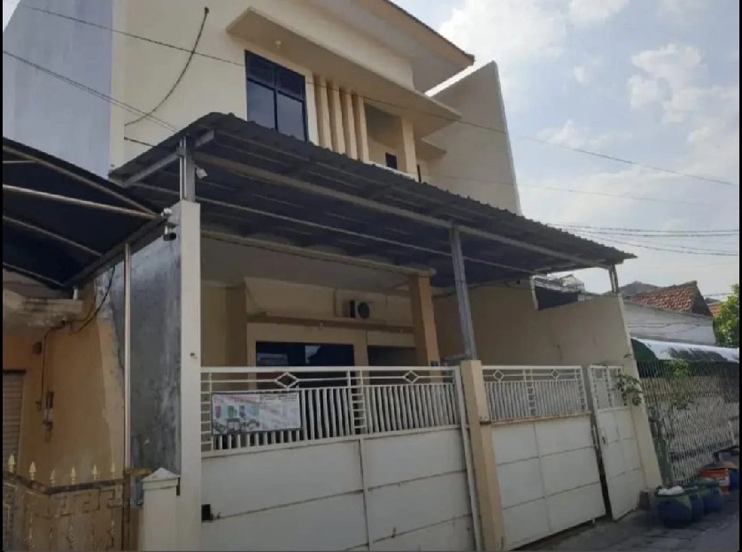 Di jual rumah Ngagel Mulyo Wonokromo Surabaya 