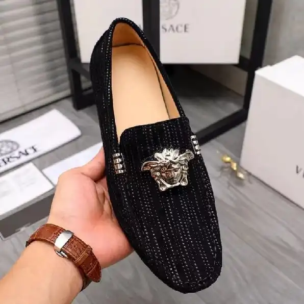 sepatu pria slip on versace loafer cowok men shoes tanpa tali