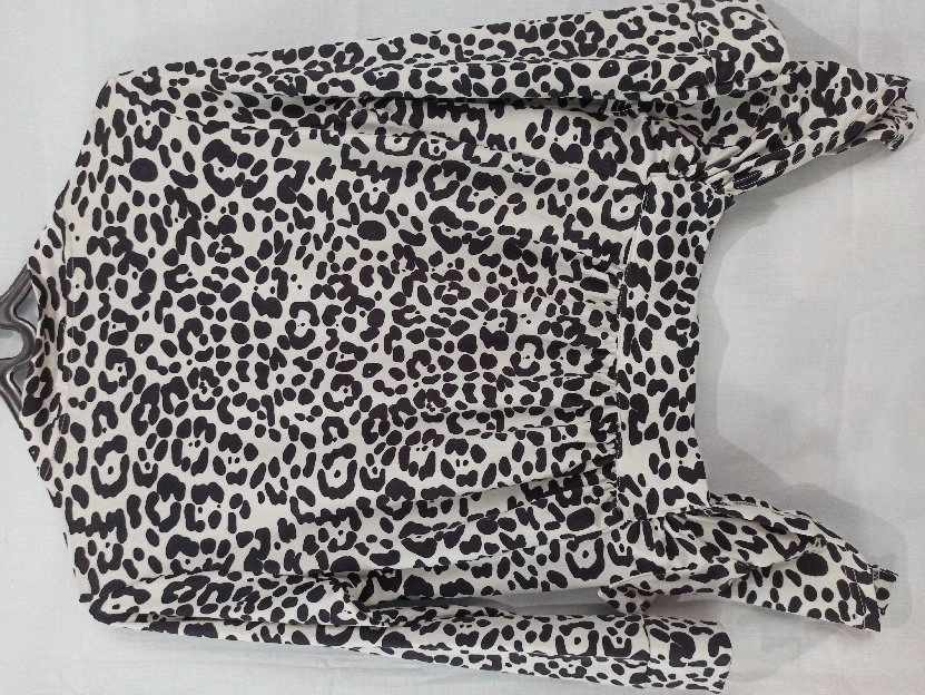 Outer Motif Leopard