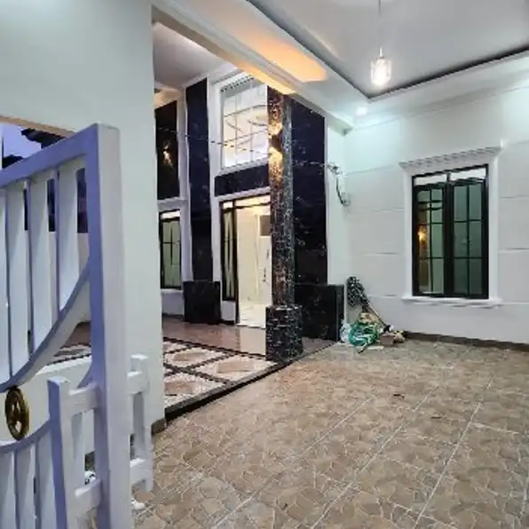 Rumah Mewah Di Boulevard Dalam Cluster Perumahan Citraindah