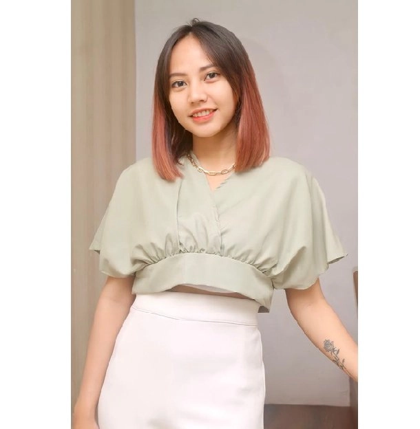 Baju Blouse Wanita Linen Crop