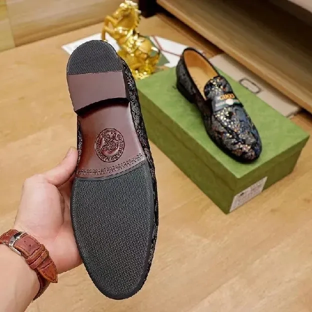 Sepatu pantofel formal pria gucci