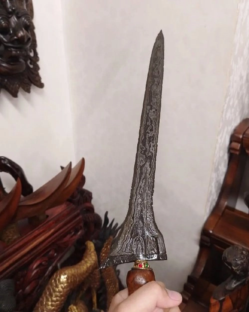 Keris Sepuh Brojol Pamor Junjung Drajat 